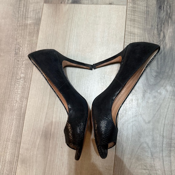 Ann Taylor Black Textured Peep-Toe Heels - Picture 4 of 7